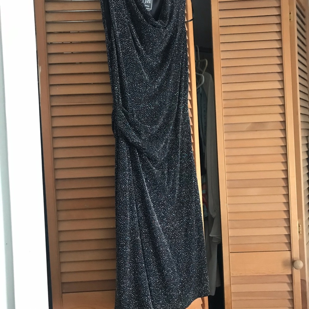 JH evenings sleeveless Elegant Black Glitter Dress,ruched on the side, sz 12/14